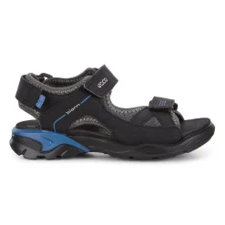 Ecco Sandaler-Biom Raft Børnesandal  Black / Blue Sporty sandal i et smart design fra Ecco. Ecco Biom Raft sandal er lavet så den er utrolig let, og giver rigtig god støtte med dens ydersål lavet af PU. Der er tre velcro remme i sandalen, så man tilpasse den lige efter fodens form. En sandal med mange gode detaljer, bl.a.:- Tre justerbar velcro remme - Lavet af letvægts materialer - Ikke noget læder, så man kan gå på stranden med den- Natural Biom Motion teknologi anvendt- Ydersål i slidstærkt materiale Detaljer