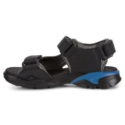Ecco Sandaler-Biom Raft Børnesandal  Black / Blue Sporty sandal i et smart design fra Ecco. Ecco Biom Raft sandal er lavet så den er utrolig let, og giver rigtig god støtte med dens ydersål lavet af PU. Der er tre velcro remme i sandalen, så man tilpasse den lige efter fodens form. En sandal med mange gode detaljer, bl.a.:- Tre justerbar velcro remme - Lavet af letvægts materialer - Ikke noget læder, så man kan gå på stranden med den- Natural Biom Motion teknologi anvendt- Ydersål i slidstærkt materiale Detaljer