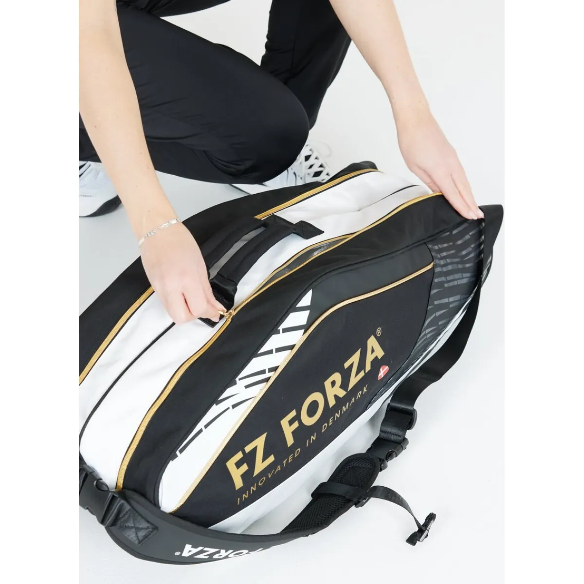 FZ Forza Badmintonudstyr-Tour Line x6 Badmintontaske 0145 Black / White