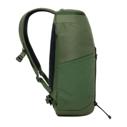 Haglöfs Rygsække|Udstyr-Corker Large - Seawead Green  Seawead GreenVægt: 678 gramVolumen: 24 literMål LxDxB: 49 x 30x 20En innovativt designet og karakteristisk dagtursrygsæk i høj kvalitet til unge eventyrere. Fremstillet af genanvendte, beskyttende stoffer. Indholdet i Corker er let at komme til via en smart, stor åbning i siden, der giver god adgang til - og et let overblik over - alt, hvad der er pakket ned i den. Robust opbygning, der forhindrer rygsækken i at falde sammen.Specifikationer:- 100% genanvendt hovedbestanddel, vejrbestandigt og meget holdbart stof- Stor åbning i siderummet, der giver god adgang og overblik over indholdet- En mindre lynlåslomme inde i hovedrummet- Box-facon: forhindrer rygsækken i at falde sammen- Navn og adresselabel trykt indvendigt i rygsækken- En strækbar sidelomme, der kan udvides, til vandflaske eller ekstra udstyr- Anatomisk formede skulderremme Brystrem med brudsikkert sikkerhedsspænde- Ekstern strop for lettere adgang til ting såsom tøj- Reflekslogo for god synlighed- Store lynlåsstrop, der er lette at få fat i- Håndtag i toppen, der er let at gribe fat i- Overfladerne er imprægneret med DWR uden fluorocarbon: hjælper med at holde vand og smuds borteDetaljer