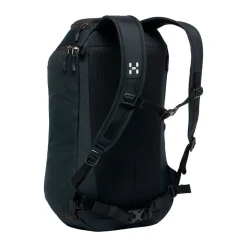 Haglöfs Rygsække|Udstyr-Corker Large - True Black  True BlackVægt: 678 gramVolumen: 24 literMål LxDxB: 49 x 30x 20En innovativt designet og karakteristisk dagtursrygsæk i høj kvalitet til unge eventyrere. Fremstillet af genanvendte, beskyttende stoffer. Indholdet i Corker er let at komme til via en smart, stor åbning i siden, der giver god adgang til - og et let overblik over - alt, hvad der er pakket ned i den. Robust opbygning, der forhindrer rygsækken i at falde sammen.Specifikationer:- 100% genanvendt hovedbestanddel, vejrbestandigt og meget holdbart stof- Stor åbning i siderummet, der giver god adgang og overblik over indholdet- En mindre lynlåslomme inde i hovedrummet- Box-facon: forhindrer rygsækken i at falde sammen- Navn og adresselabel trykt indvendigt i rygsækken- En strækbar sidelomme, der kan udvides, til vandflaske eller ekstra udstyr- Anatomisk formede skulderremme Brystrem med brudsikkert sikkerhedsspænde- Ekstern strop for lettere adgang til ting såsom tøj- Reflekslogo for god synlighed- Store lynlåsstrop, der er lette at få fat i- Håndtag i toppen, der er let at gribe fat i- Overfladerne er imprægneret med DWR uden fluorocarbon: hjælper med at holde vand og smuds borteDetaljer