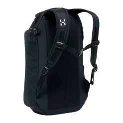 Haglöfs Rygsække|Udstyr-Corker Medium - True Black  True BlackVægt: 678 gramVolumen: 18 literMål LxDxB: 43 x 28 x 19En innovativt designet og karakteristisk dagtursrygsæk i høj kvalitet til unge eventyrere. Fremstillet af genanvendte, beskyttende stoffer. Indholdet i Corker er let at komme til via en smart, stor åbning i siden, der giver god adgang til - og et let overblik over - alt, hvad der er pakket ned i den. Robust opbygning, der forhindrer rygsækken i at falde sammen.Specifikationer:- 100% genanvendt hovedbestanddel, vejrbestandigt og meget holdbart stof- Stor åbning i siderummet, der giver god adgang og overblik over indholdet- En mindre lynlåslomme inde i hovedrummet- Box-facon: forhindrer rygsækken i at falde sammen- Navn og adresselabel trykt indvendigt i rygsækken- En strækbar sidelomme, der kan udvides, til vandflaske eller ekstra udstyr- Anatomisk formede skulderremme Brystrem med brudsikkert sikkerhedsspænde- Ekstern strop for lettere adgang til ting såsom tøj- Reflekslogo for god synlighed- Store lynlåsstrop, der er lette at få fat i- Håndtag i toppen, der er let at gribe fat i- Overfladerne er imprægneret med DWR uden fluorocarbon: hjælper med at holde vand og smuds borteDetaljer