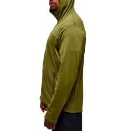 Haglöfs Vintertøj|Beklædning-Lark Hood Midlayer Trøje Herre, oliven OlivenVægt: 429 gramMateriale: Strikket stof, 93% genanvendt polyester, 7% elastan (Bluesign® godkendt)Haglöfs Lark Hood er en alsidig og komfortabel hoodie, skabt til hverdagsbrug og udendørsaktiviteter. Den har en justerbar hætte, som giver ekstra beskyttelse mod vind og vejr, samt en rummelig kængurulomme til opbevaring af småting eller til at varme hænderne. Ribkanter ved ærmer og talje sikrer en god pasform, og det klassiske design gør den nem at style til ethvert outfit.Lark Hood er et fremragende valg for dem, der søger en enkel, funktionel og stilfuld trøje, der kan bruges til både afslapning og aktivitet året rundt.Detaljer