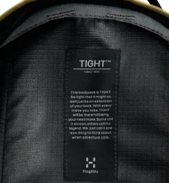Haglöfs Rygsække|Tasker Og Rygsække-Tight Large Rygsæk, olive green True black / Olive GreenVolume: ca. 25 literMål: (højde x dybde x bredde): 53x26x31 cmVægt: ca. 600 gDen populære Tight rygsæk fra Haglöfs er tilbage i en opdateret version. Haglöfs kombinerer genanvendte materialer med et markant, ikonisk design.