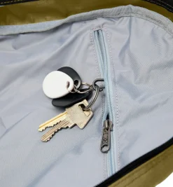 Haglöfs Rygsække|Tasker Og Rygsække-Tight Large Rygsæk, olive green True black / Olive GreenVolume: ca. 25 literMål: (højde x dybde x bredde): 53x26x31 cmVægt: ca. 600 gDen populære Tight rygsæk fra Haglöfs er tilbage i en opdateret version. Haglöfs kombinerer genanvendte materialer med et markant, ikonisk design.