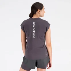 New Balance Løbetøj|Træningstøj-Impact AT N-Vent T-shirt Dame  Blacktop