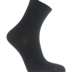 Seger Beklædning|Træningstøj-Coolmax Basic SortMateriale: 30% Coolmax, 30% Bomuld, 30% Polyester, 10% Elastan Specifikationer:- Fremstillet med elastan og med et strikmønster, der gør at strømpern sætter rigtig fint rundt om foden- Coolmax, der giver bedre svedtransport- Velegnet til gåture eller som funktionel hverdagsstrømpe Detaljer